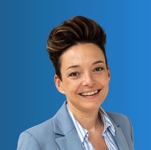 Cathy Engels