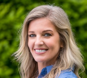 Eveline Hoste